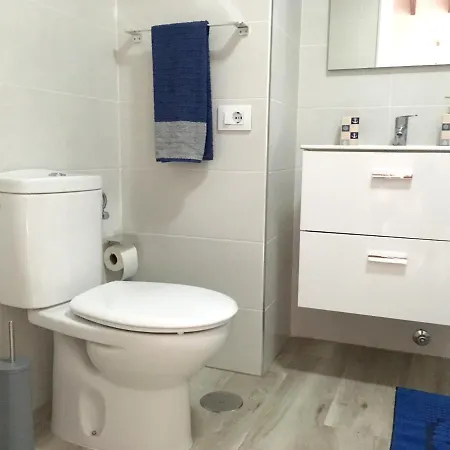 Apartment With 2 Bedrooms In El Medano, With Wonderful Sea View, Shared Pool, Furnished Terrace - 200 M From The Beach El Medano (Tenerife)