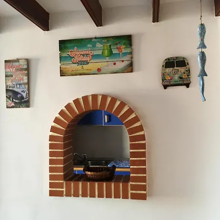 With 2 Bedrooms In El Medano, With Wonderful Sea View, Shared Pool, Furnished Terrace - 200 M From The Beach Apartment El Medano (Tenerife)