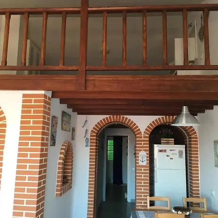 With 2 Bedrooms In El Medano, With Wonderful Sea View, Shared Pool, Furnished Terrace - 200 M From The Beach * El Medano (Tenerife)